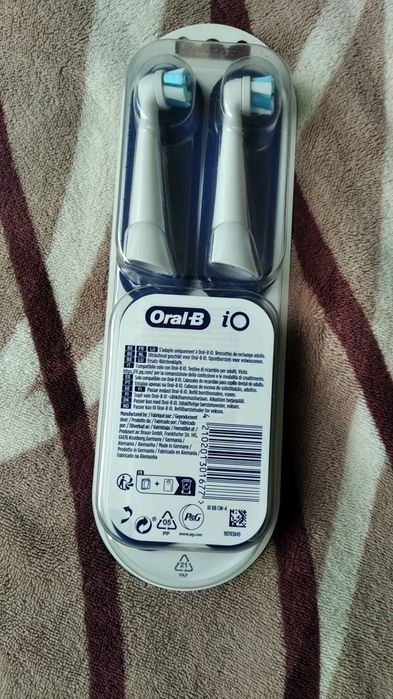 Насадки на зубну електрощітку