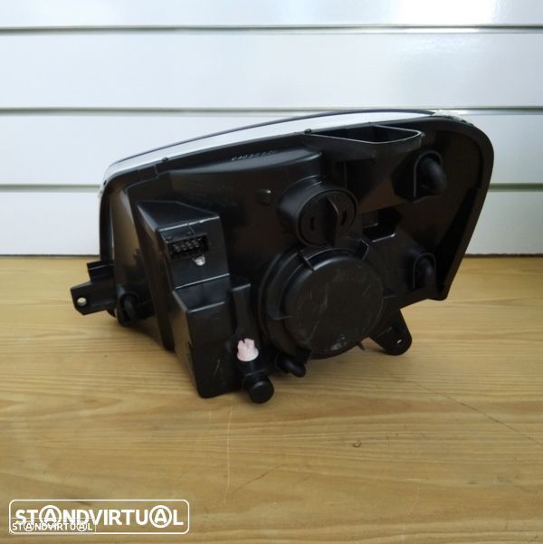 Farol Berlingo Partner modelo: 2003 até 2008 novo