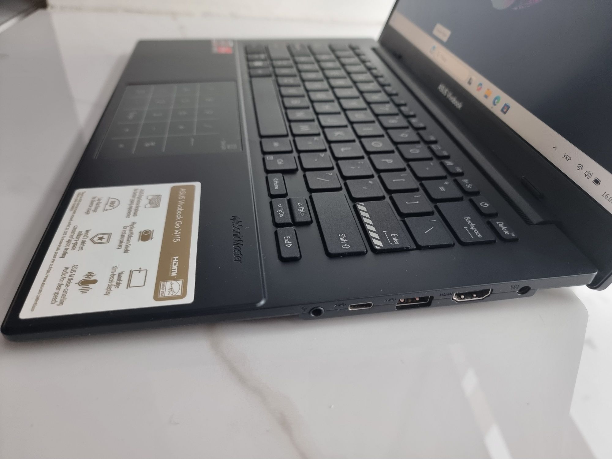 ASUS Ryzen 3 7320U  Full HD Гарантія