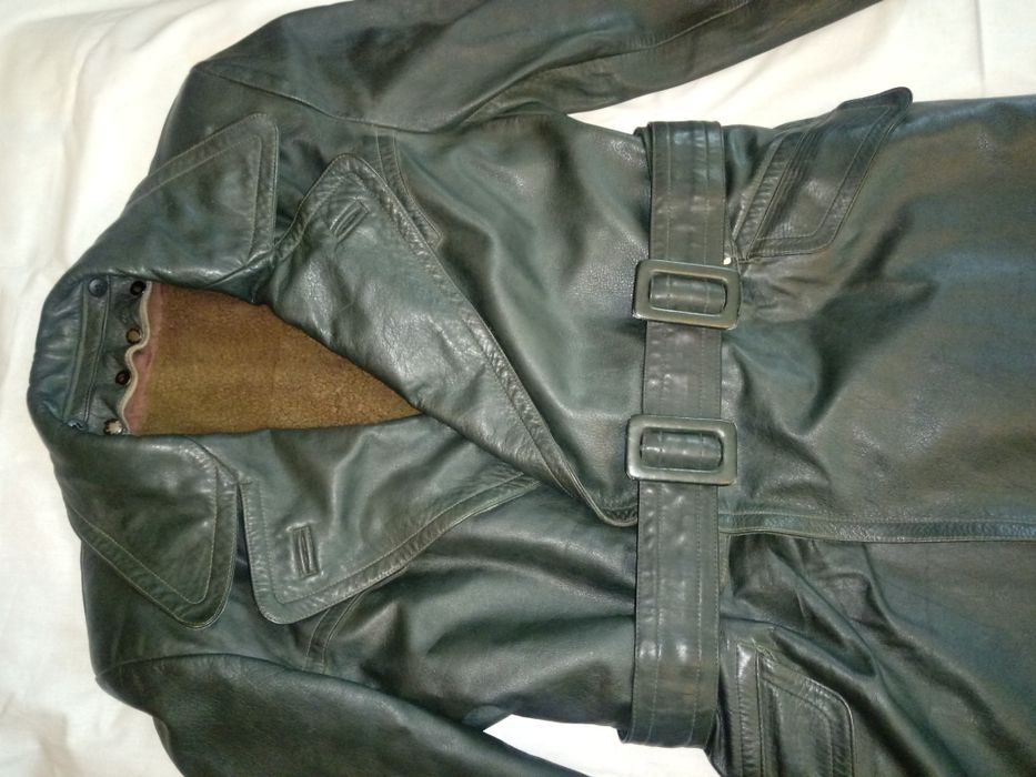 płaszcz skórzany wojskowy niemiecki na podpince oficerski