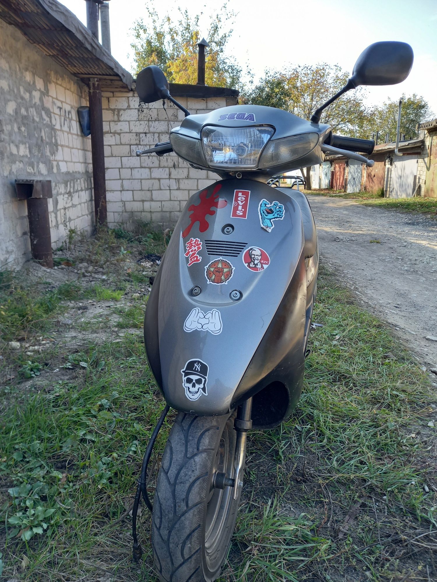 Продам скутер suzuki