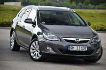 Opel Astra 1,4 Turbo*140KM*Xenon*LED*Navi*PDC*Niemcy