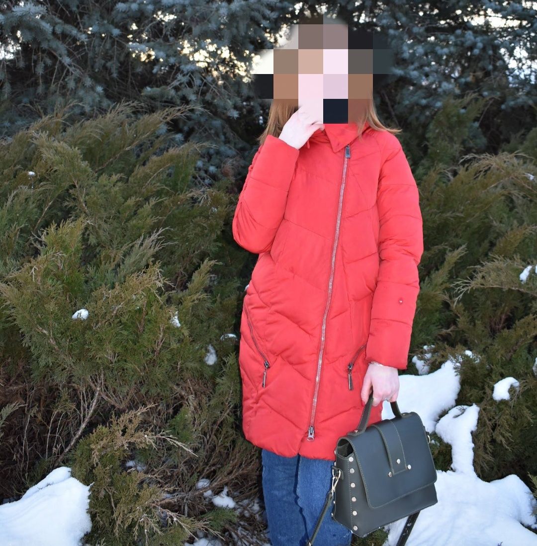 Куртка зима червоного кольору