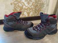 Трекинговые термо ботинки кроссовки Adidas  р.37-37,5