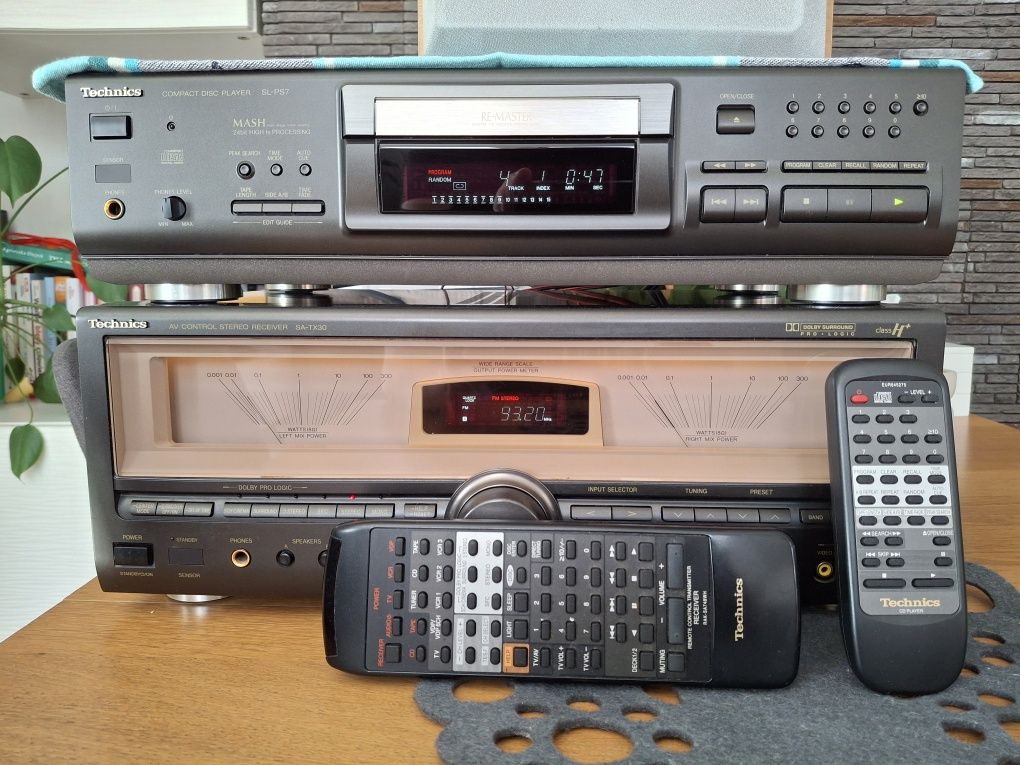 Technics SA-TX30 amplituner z pilotem oryginał