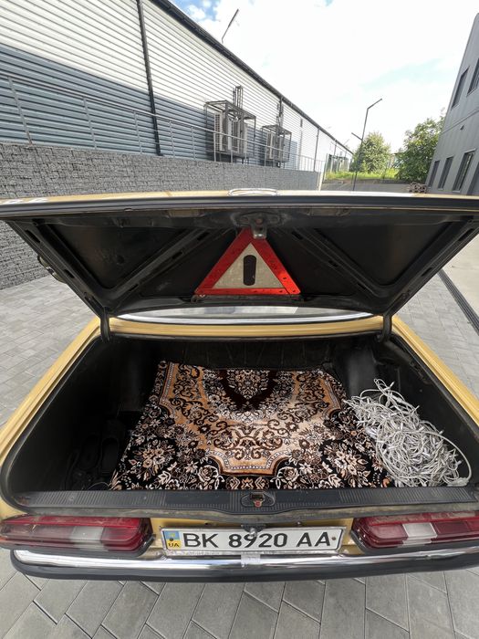 Мерседес     123