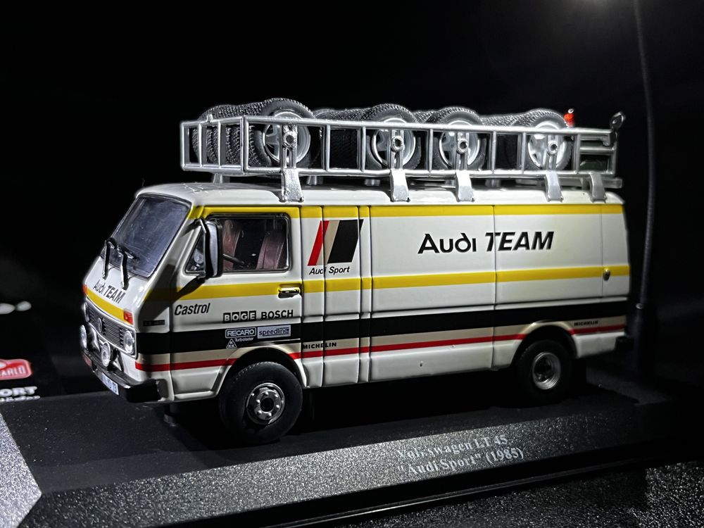 Audi Quattro Sport + camião assistência