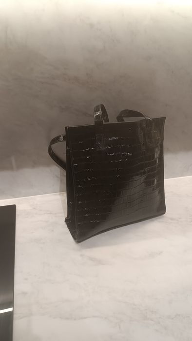 Stylowa torebka czarna z eko skóry