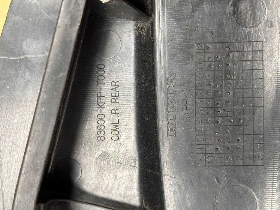 Owiewka Osłona Prawa Wypełnienie Honda CBR 125 JC50. 2011-16