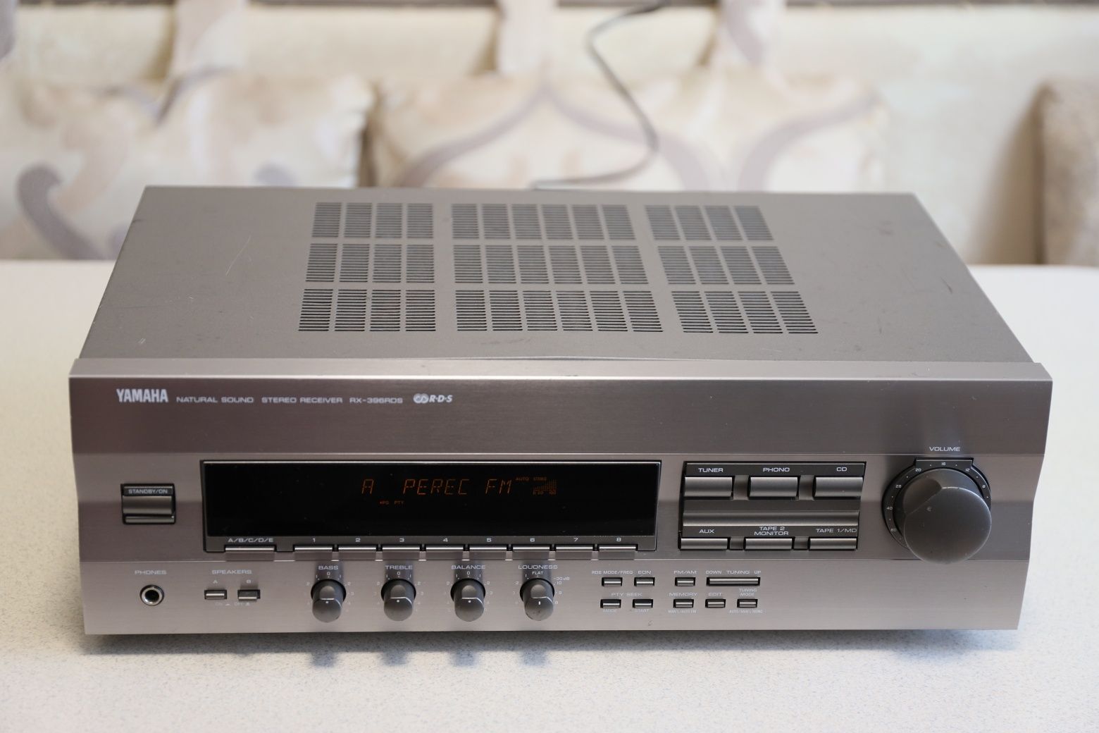 Yamaha  RX - 396 RDS receiver