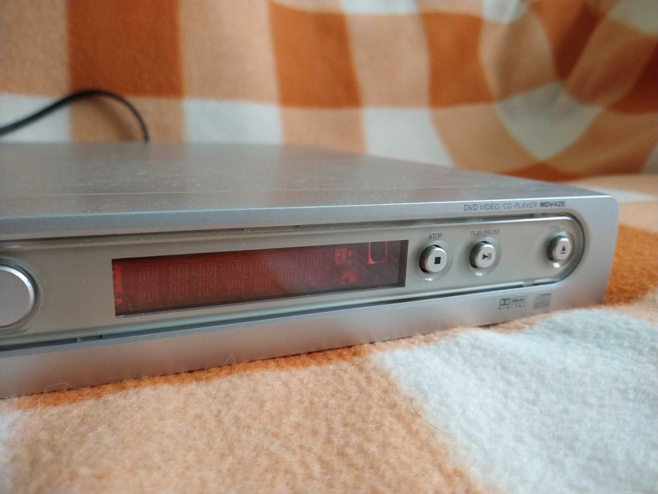 Używane DVD Magnavox MDV425