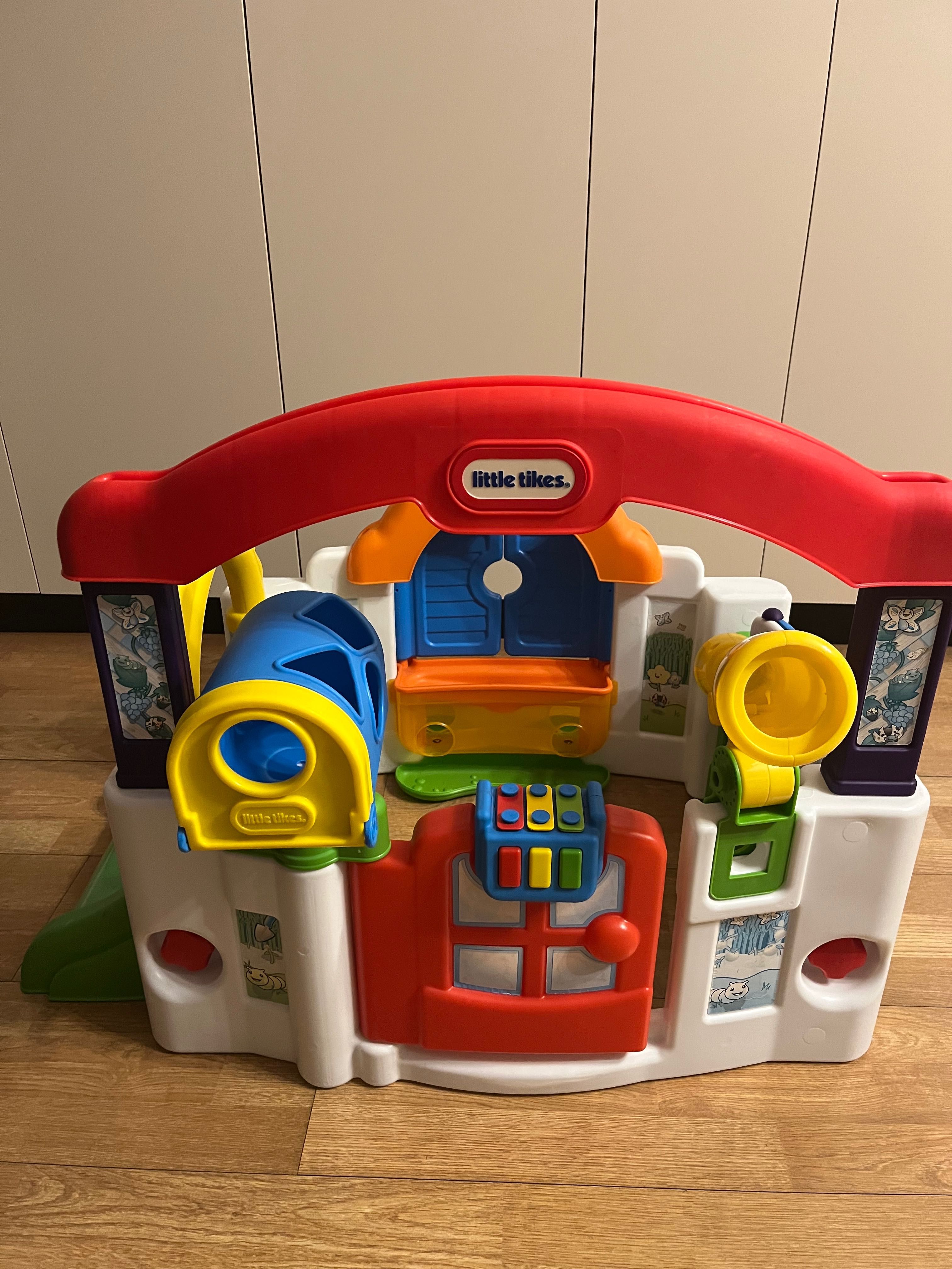 Domek dla dzieci little tikes