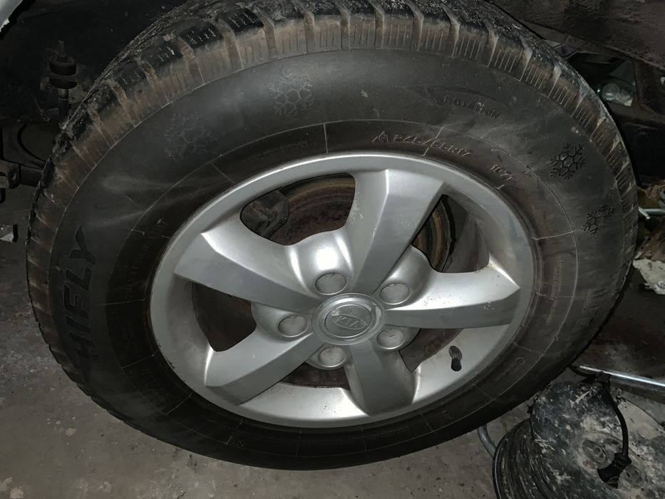 Запаска Кіа Соренто шини диски ,шрот Kia Sorento
