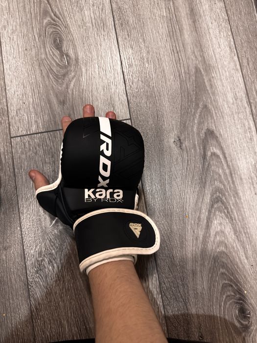 Рукавиці для мма RDX F6 KARA Matte White Plus M/S