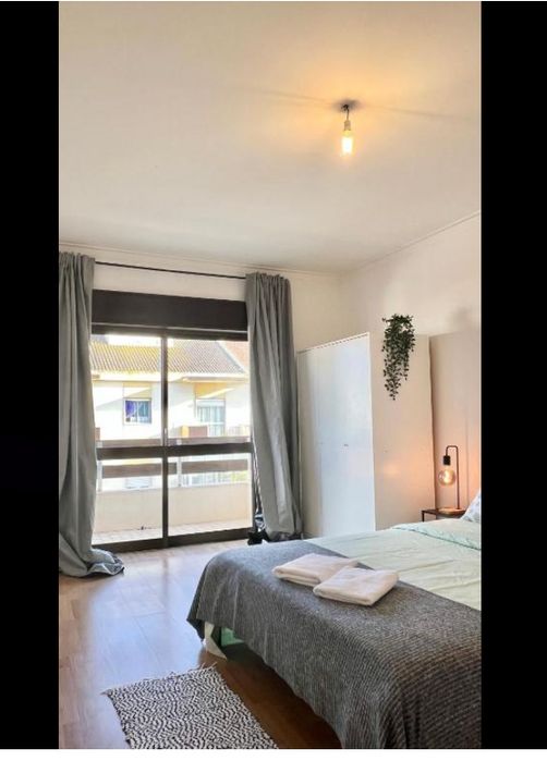 Quarto pra casal margem sul em barreiro