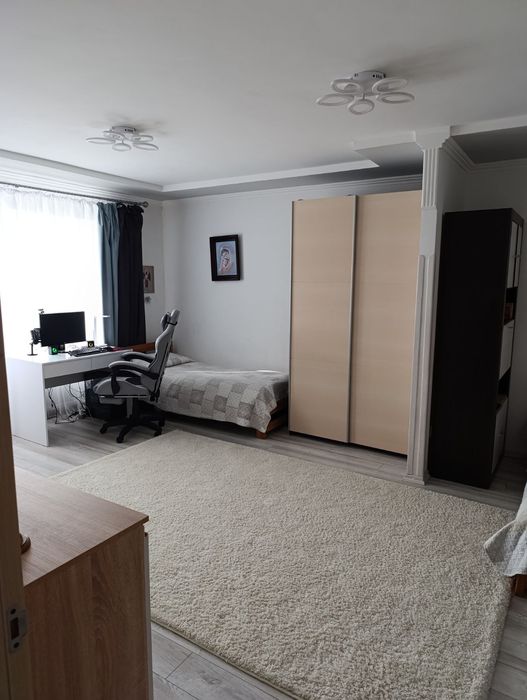 Квартира 2 кімнатних 80м2 вул.Корольова