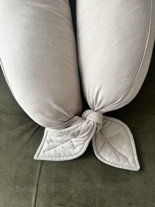 Poduszka Nest Poofi ciążowa, do karmienia i leżaczek