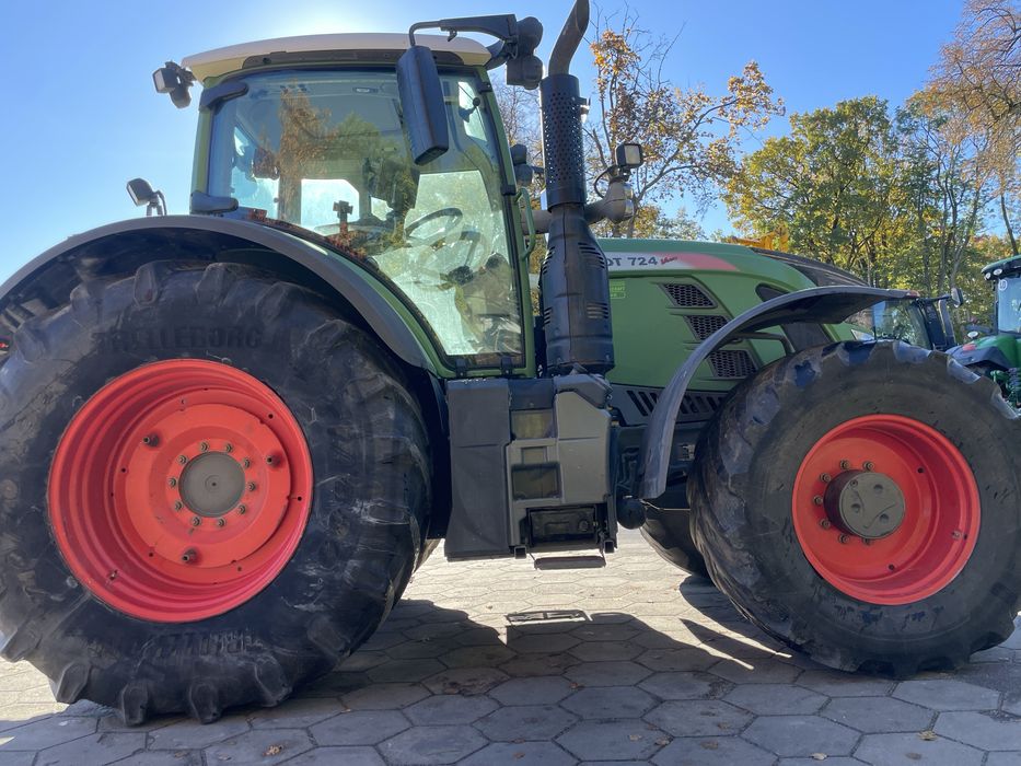 Fendt Vario 724 Profi plus Rok 2015 ciągnik Moc 240 KM