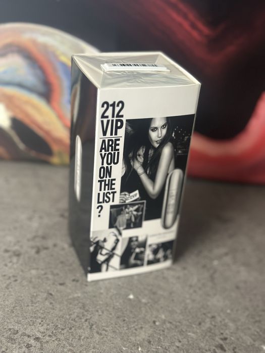 Perfum 212 VIP Rosé Silver – Carolina Herrera