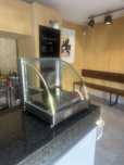 Pequena VITRINE de Quentes