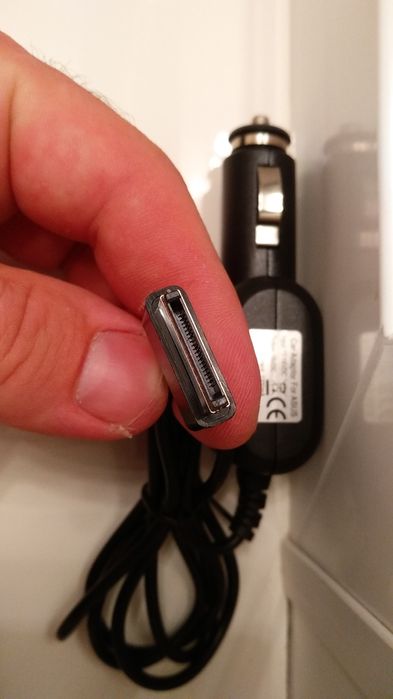 Зарядне asus 15v асус в прикурювач