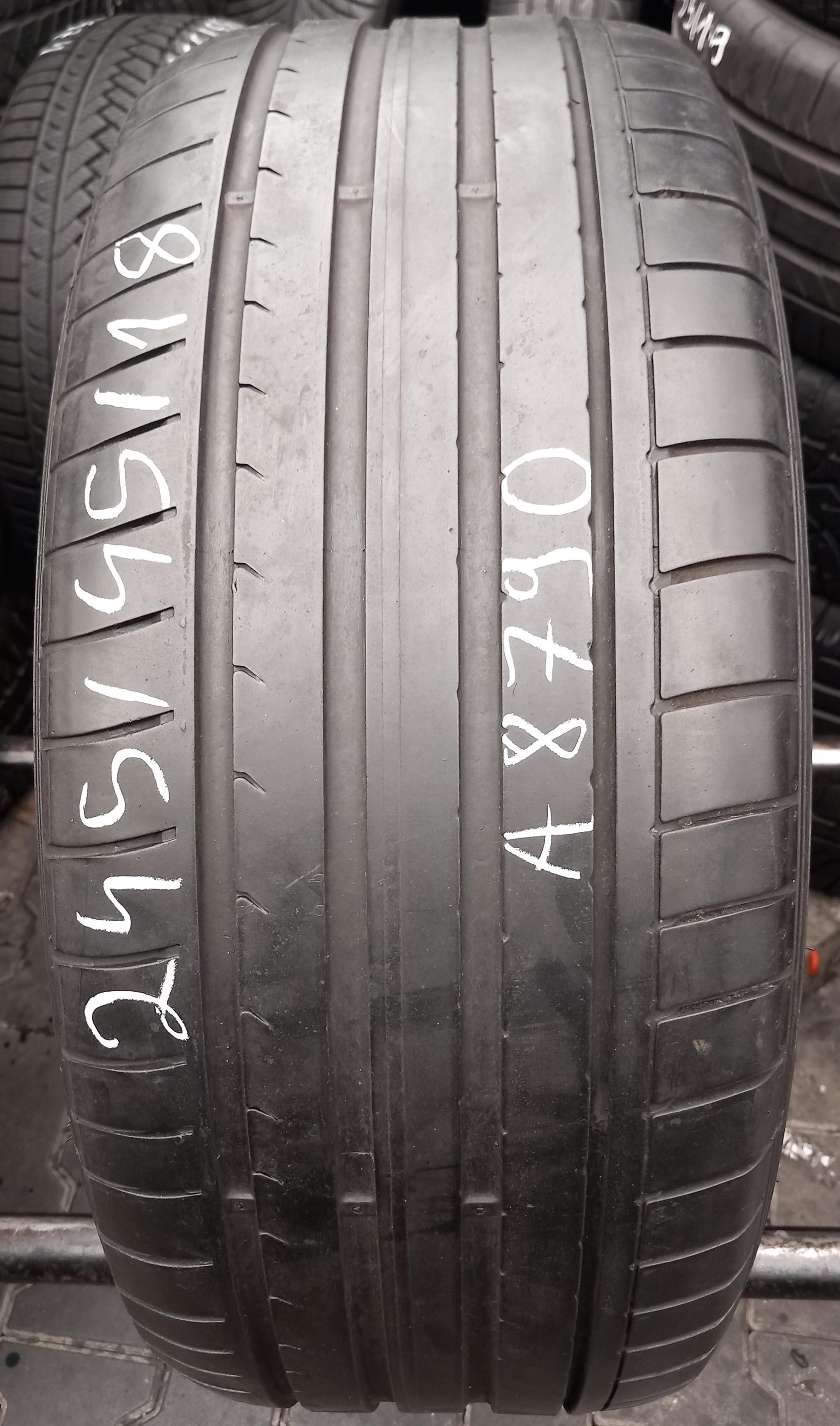 245/45/18 Dunlop Sp Sport Maxx GT H:BMW RSC 96Y