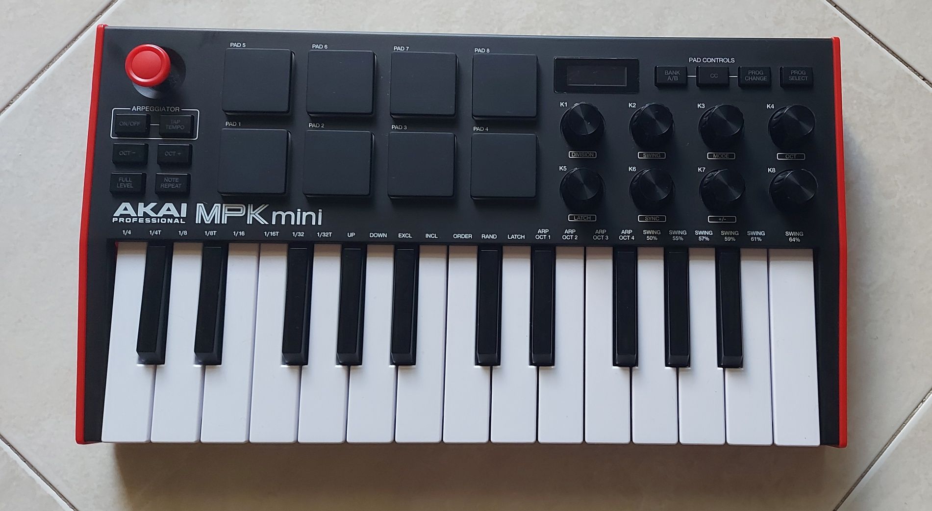 Teclado MIDI AKAI MKP mini MK3
