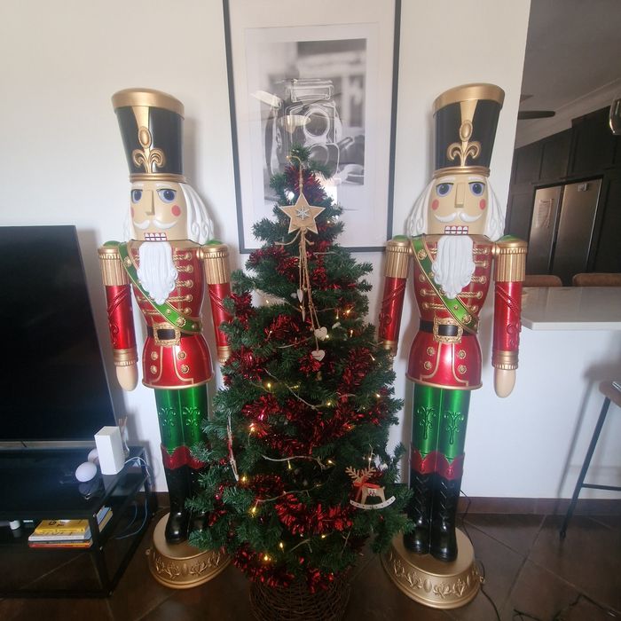 Soldado Quebra Nozes 185cm Novos