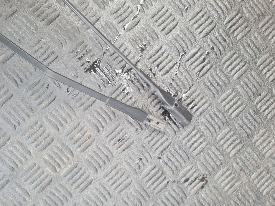 Mercedes A Klasa W177 ramię ramiona wycieraczek europa