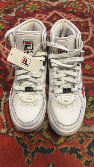 Кросівки жіночі Fila