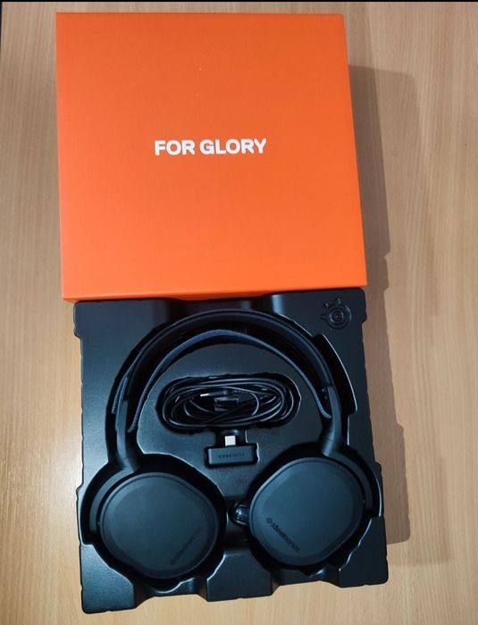 Sprzedam Steelseries Arctis 7+ bezprzewodowe