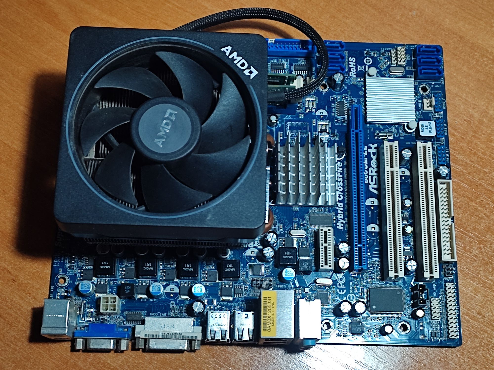 Комплектом или по отдельности ASRock 880GM-LE GeForce 9600GT, DDR3 8Gb
