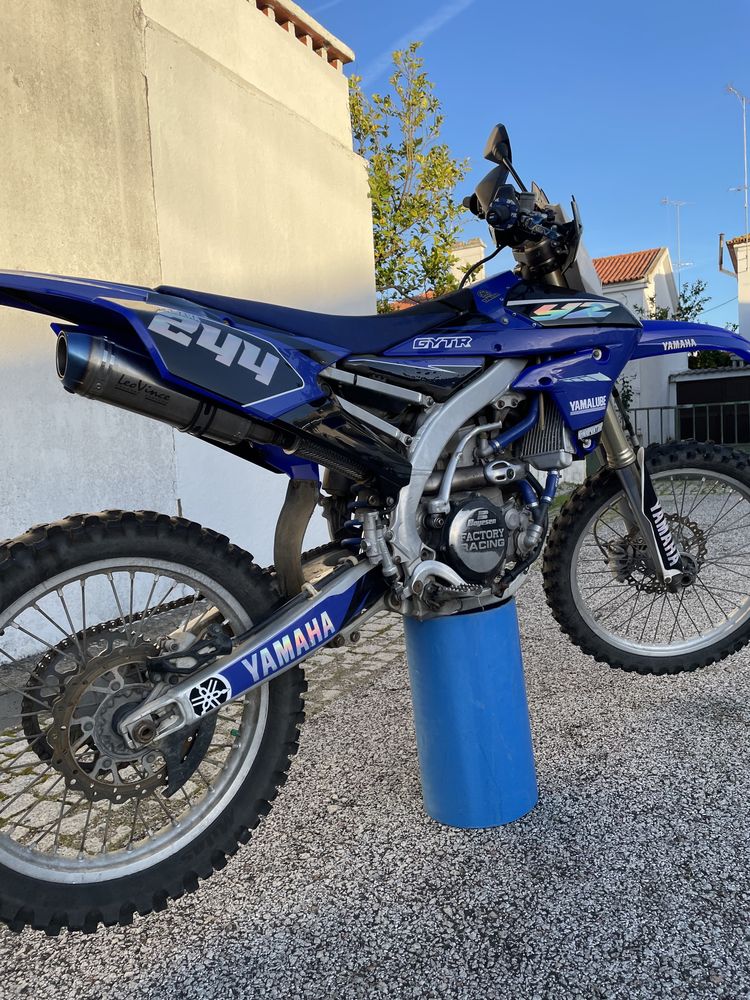 YZ 450f Matriculada