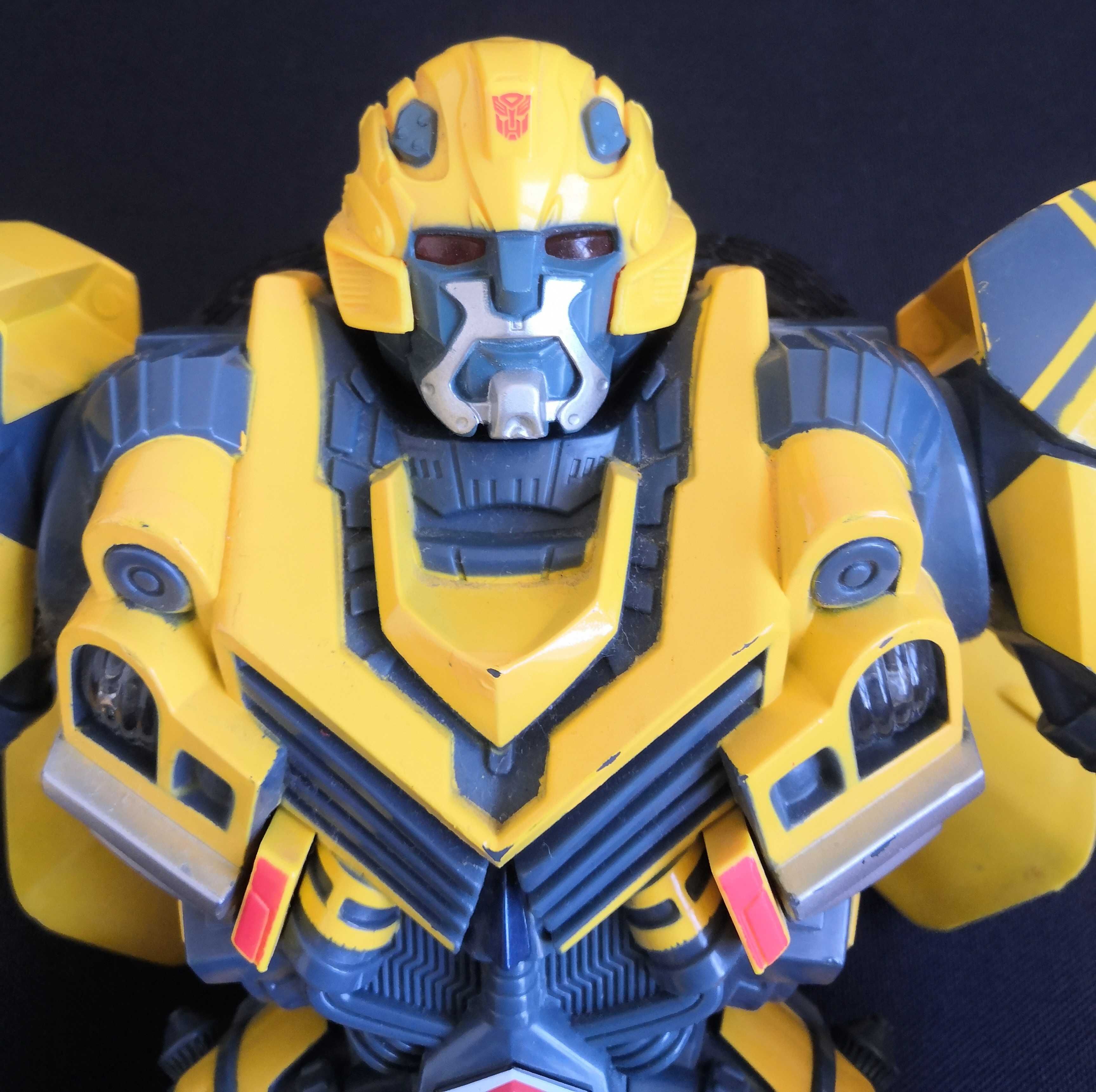 Transformers Cyber Stompin' Bumblebee Action Figure firmy Hasbro