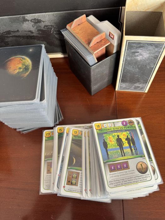 Terraforming Mars - Jogo completo + Big Box + Prelude Expansion