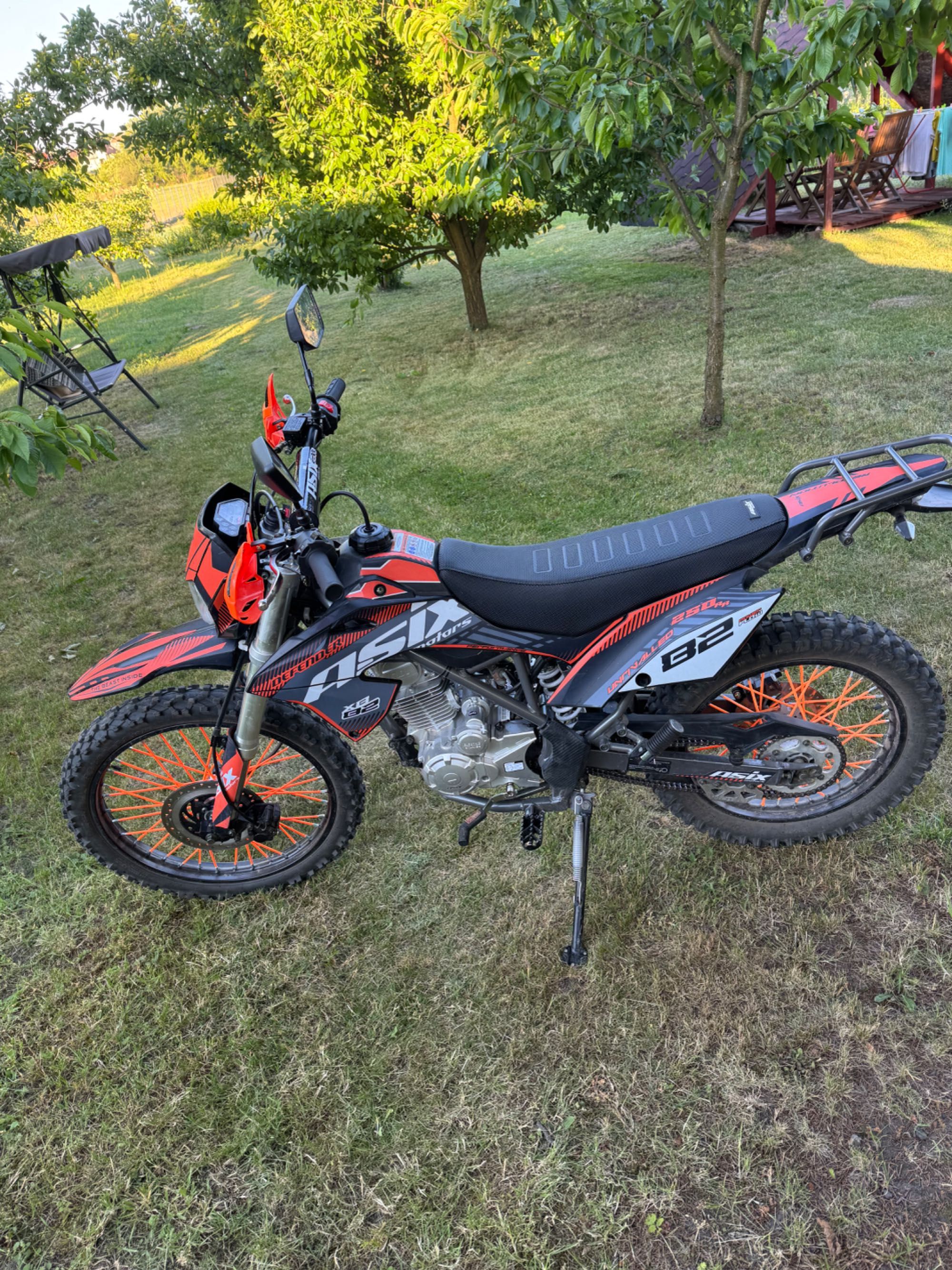 Cross Asix Defender 250 Jak Nowy Jak Markowiec