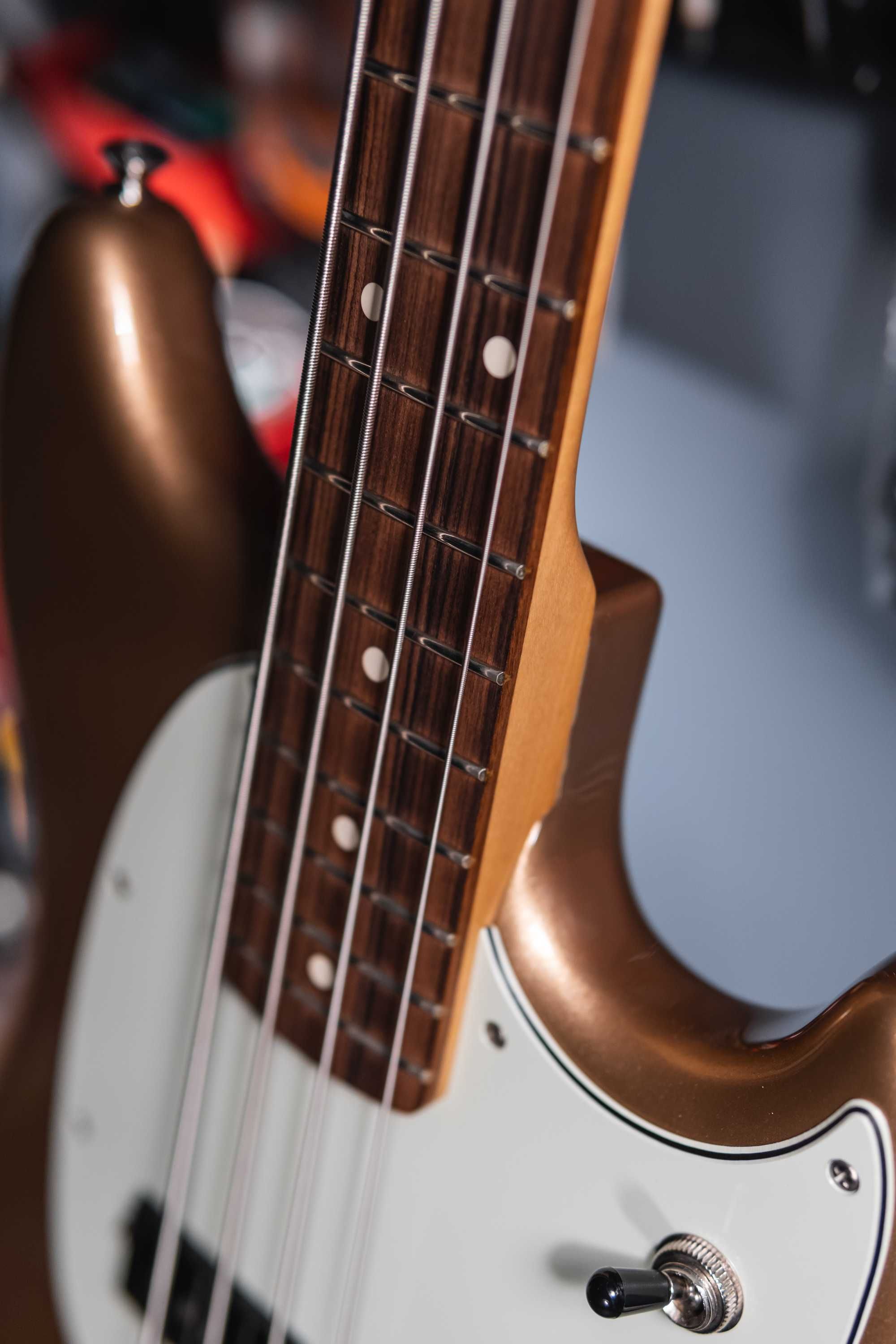 Fender Mustang Bass Firemist Gold (Player MiM)