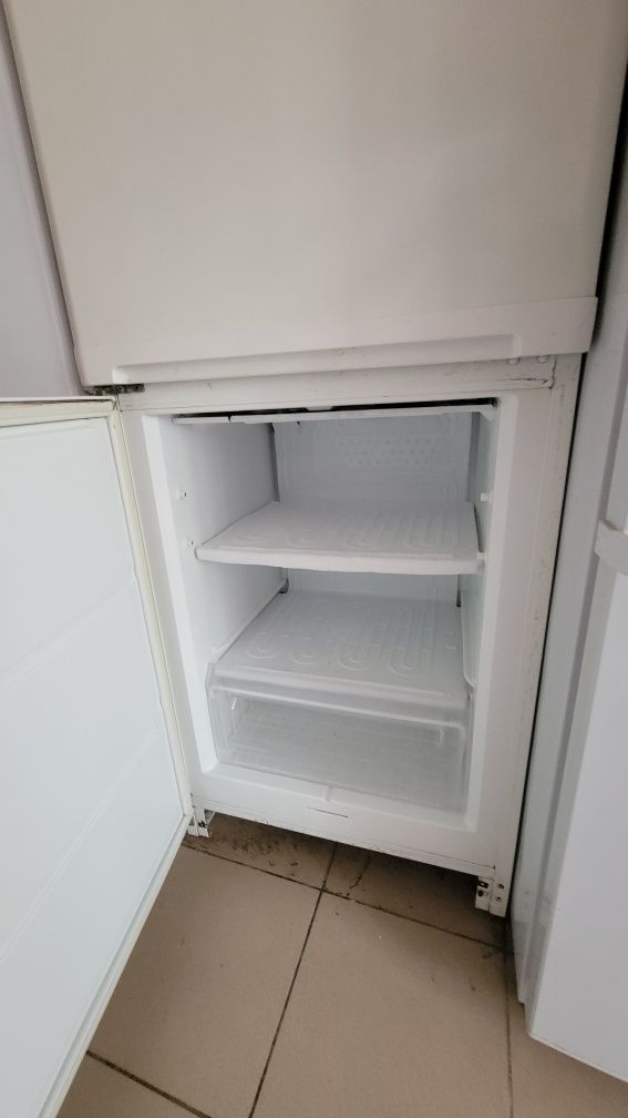 -50% холодильник Zanussi