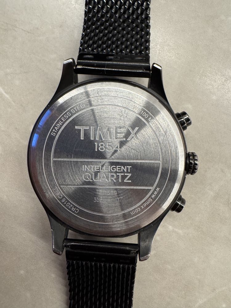 Часы Timex T2N699
