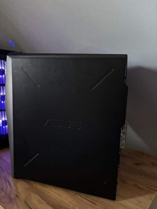 Komputer asus rog strix gl10cs