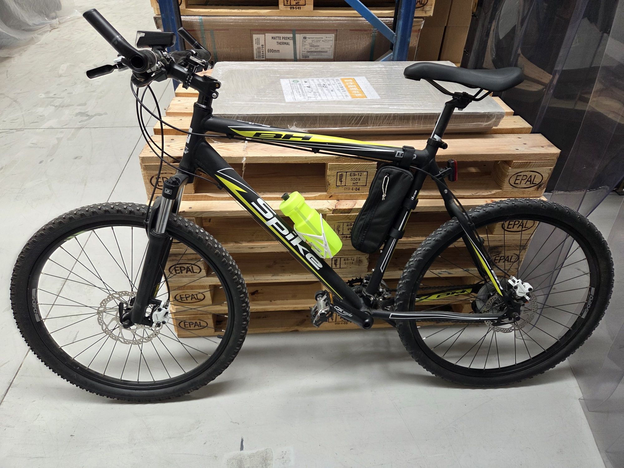 Bicicleta Spike R26