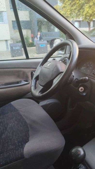 Renault Scenic 2003 em ótimo estado