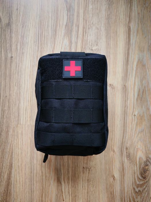 Аптечка військова укомплектована