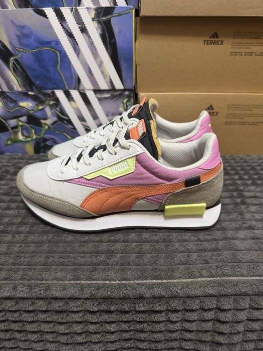 Кросівки жіночі Puma FUTURE RIDER PLAY ON 39(25см) оригінал