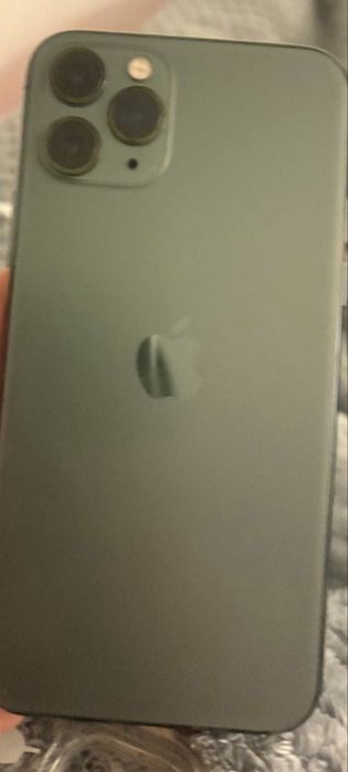 Продам айфон 11 про