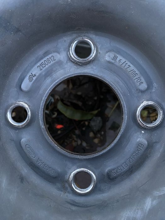 Продам оригінальні сталеві диски Ford 4x108 r15