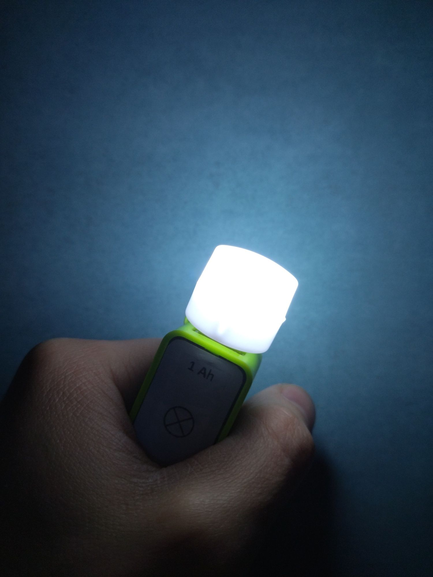 USB-лампочка (ліхтарик від PowerBank)