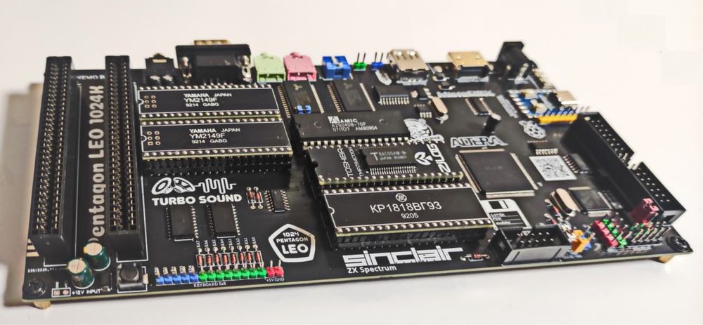 Компьютер ZX Spectrum Читайте описание