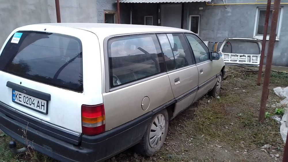 срочная продажа машины Opel omega A
