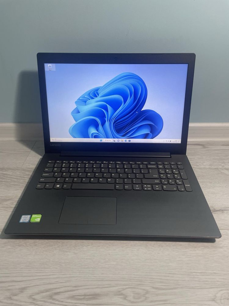 Laptop Lenovo IdeaPad3